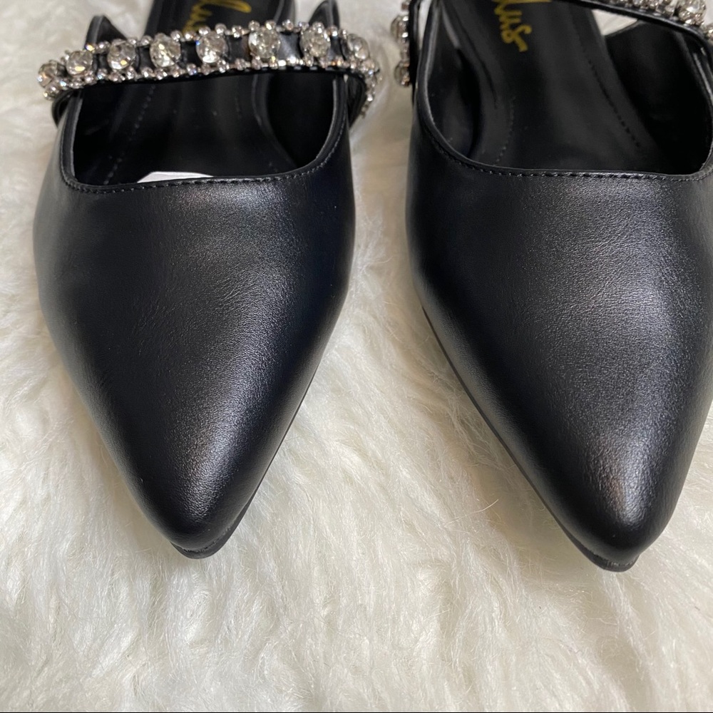 🔥SOLD🔥 Lulus Arlya Rhinestone Pointed-Toe Mule Slides - Picture 8 of 14